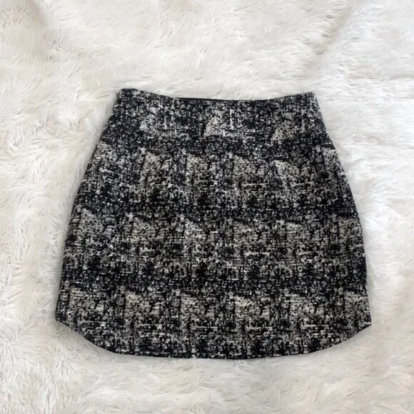Banana Republic Tweed Textured A-Line Mini Skirt Womens Size 6 (175) - Picture 4 of 4